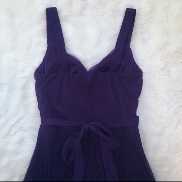 Windsor Sweetheart Neckline Pleated Cocktail Dress - Picture 7 of 8